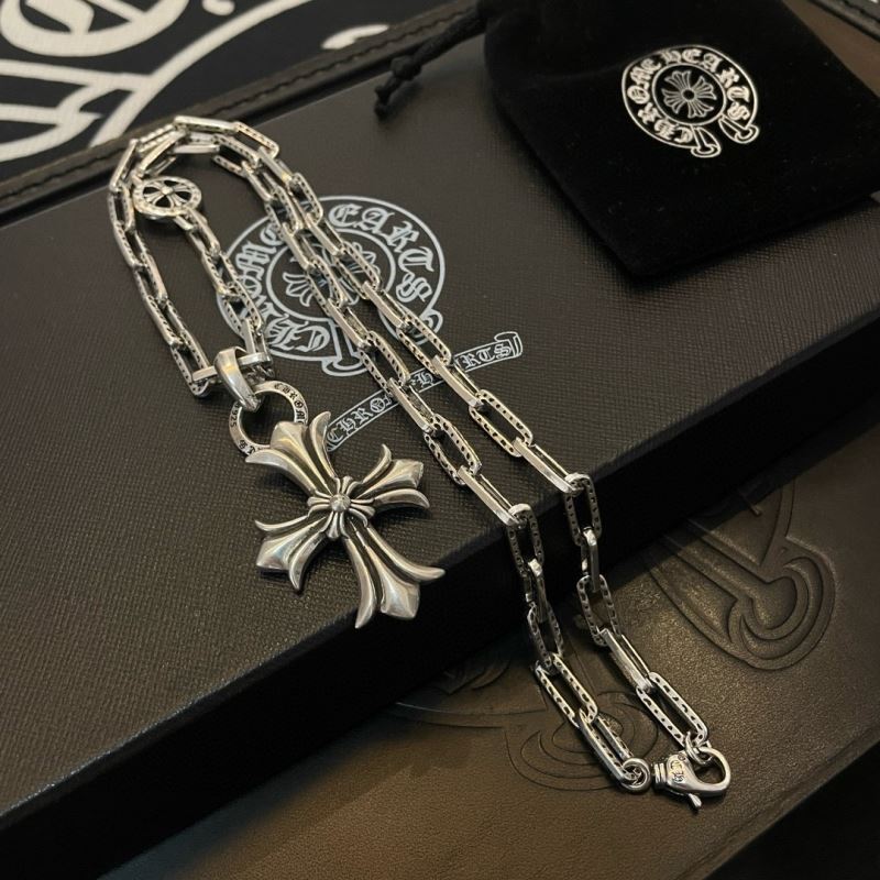 Ch*0me He**ts necklaces